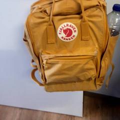 バックパック がiLostで Qbuzz ZHN によって報告されました