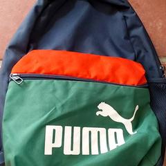 Zaino blauw/groen/roos, come riportato da Centraal magazijn utilizzando iLost