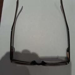Lunette de vue marron, segundo informou TCL usando iLost