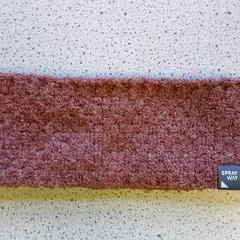 衣類 Sjaal がiLostで Regio Limburg - Leuven によって報告されました