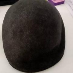 Baret bérets, zoals gemeld door IKEA Orléans - Ardon met iLost