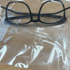 안경, iLost를 사용하여 Sheraton Brussels Airport Hotel에 보고됨