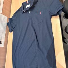 Polo blauw, segons ha informat Van der Valk Hotel Deventer mitjançant iLost