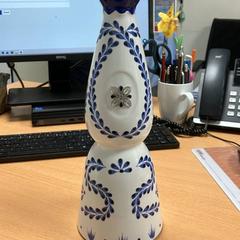 Flasche tequila, gemeldet von Sheraton Brussels Airport Hotel über iLost