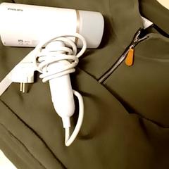 Fohn Green / White, jak nahlášeno Mövenpick Hotel Amsterdam City Centre pomocí iLost