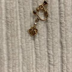 イヤリング（片方), gisa salatu by IKEA長久手 iLost erabiliz