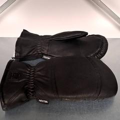 Gants, a été signalé par Keolis Lund utilisant iLost