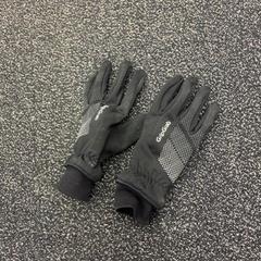 Rukavice, ako bolo nahlásené Feyenoord Rotterdam pomocou iLost