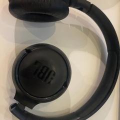 Koptelefoon jbl, zoals gemeld door Pathé de Kuip met iLost