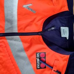 Vest, som rapportert av Connexxion Amstelland-Meerlanden Schiphol Noord ved bruk av iLost