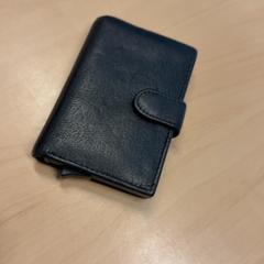 Korthållare, rapporterat av RET med iLost