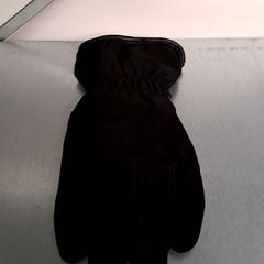 Kesztyű Svart, amint azt Keolis Lund az iLost segítségével jelentette.