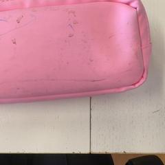 Étui, a été signalé par GVB utilisant iLost