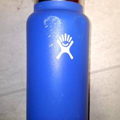 Botella para beber, segundo informou Qbuzz DMG usando iLost