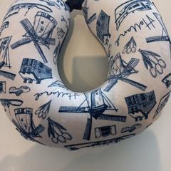 Neck pillow, as reported by Arriva Limburg Zuid using iLost