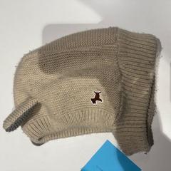 Sombrero de beanie, ha sido reportado por Amsterdam ID Aparthotel con iLost