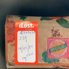 Portemonnee, zoals gemeld door MEININGER Hotel Berlin Airport met iLost