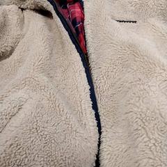 Jas Creme kleur, zoals gemeld door Arriva Friesland / Groningen met iLost