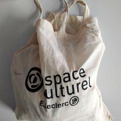 Sac, a été signalé par Twisto utilisant iLost