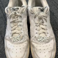 Cipő, amint azt Inntel Hotels Amsterdam Landmark az iLost segítségével jelentette.