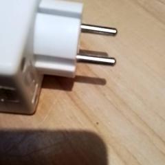 Adaptér, jak nahlášeno Beekse Bergen Resorts en Hotel pomocí iLost