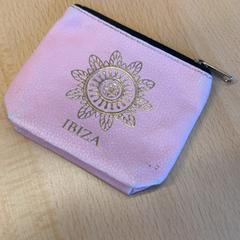 財布 Dixon がiLostで Music On Festival 2025 によって報告されました