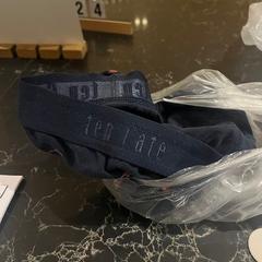 Boxer curt, segons ha informat Van der Valk Hotel Veenendaal mitjançant iLost