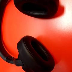 Hodetelefoner, som rapportert av UvA REC ved bruk av iLost