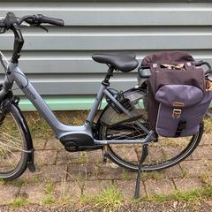 Emakumeentzako bizikleta elektrikoa Gazelle Grijs/grenoble, gisa salatu by Gemeente Oirschot iLost erabiliz