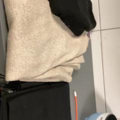 Scarf and  sweathers  Black, segundo informou MEININGER Hotel Copenhagen usando iLost