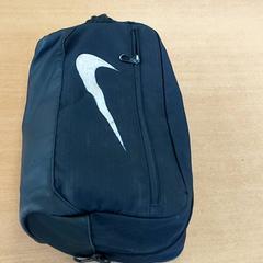 Taška Abitije - Turnkledij, jak nahlášeno Centraal magazijn pomocí iLost