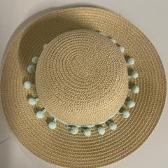 Stråhatt, som rapportert av Silver Sands Beach ved bruk av iLost