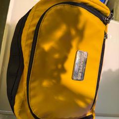Torba YELLOW, zgłoszono przez Room Mate Bruno przy użyciu iLost