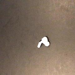 Airpod, gemeldet von Van der Valk Hotel Amsterdam Zuidas über iLost
