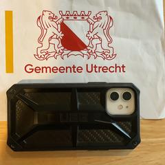 スマートフォン Apple Zwart がiLostで Gemeente Utrecht によって報告されました