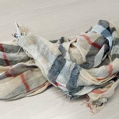 Roupa Sjaal, segundo informou Regio Limburg - Leuven usando iLost