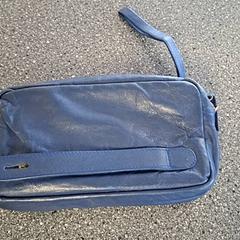 Taška, ako bolo nahlásené Connexxion Amstelland-Meerlanden Amstelveen pomocou iLost