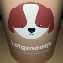 Knuffel, como reportado por Jaarbeurs utilizando o iLost