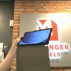 Ipad Black, a été signalé par MEININGER Hotel Hamburg City Center utilisant iLost