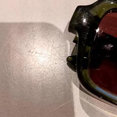 Occhiali da sole, come riportato da De Efteling utilizzando iLost