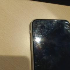 Iphone がiLostで Walibi Holland によって報告されました