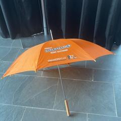 Parasol Orange, zgłoszono przez Pathé Nijmegen przy użyciu iLost