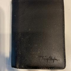 Peňaženka op naam van Marcu, Roemenië, ako bolo nahlásené Gemeente Amsterdam pomocou iLost