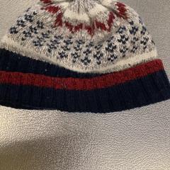 ビーニー がiLostで IKEA Haarlem によって報告されました