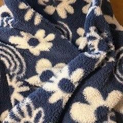 セーター がiLostで Grand Hotel Amrâth Amsterdam によって報告されました