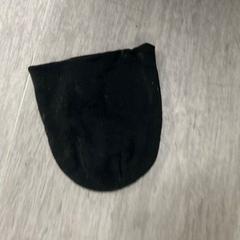 Beanie, como reportado por Regio Oost-Vlaanderen utilizando o iLost