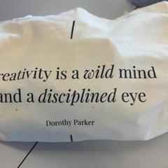 バッグ Witte zak がiLostで Regio Limburg - Leuven によって報告されました