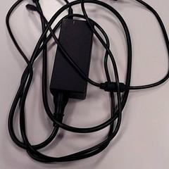 Chargeur d'ordinateur portable, a été signalé par Vrije Universiteit Amsterdam utilisant iLost