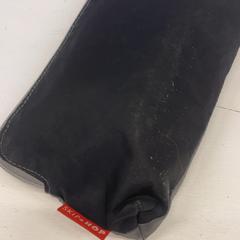 وسادة، كما تم الإبلاغ عنه بواسطة GVB عبر iLost