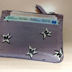 財布 - Govaert がiLostで Centraal magazijn によって報告されました